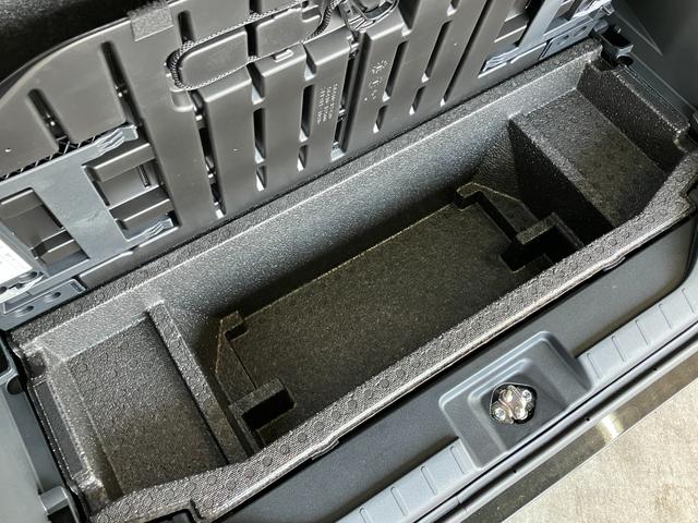 タントカスタムＲＳリミテッド　ターボ　クルコン　届出済未使用車衝突被害軽減ブレーキ　コーナーセンサー　バックカメラ（ナビ装着時用）　両側電動スライドドア　前席シートヒーター　電動パーキングブレーキ　ＬＥＤ　オートライト　オートエアコン　クルーズコントロール（滋賀県）の中古車