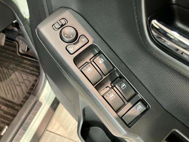 タフトGターボクロムベンチャー 9型ディスプレイオーディオ衝突被害軽減ブレーキ コーナーセンサー 9型ディスプレイオーディオ フルセグ Bluetooth USB バックカメラ 前席シートヒーター LED オートライト レーダークルコン オートエアコン(滋賀県)の中古車