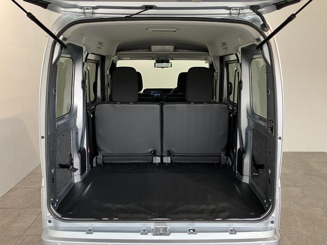 ハイゼットカーゴクルーズ　４ＷＤ　デジタルインナーミラー　スマートキー衝突被害軽減ブレーキ　スマアシ　コーナーセンサー　Ｂｌｕｅｔｏｏｔｈ／ＵＳＢチューナー　スマートキー　前席パワーウインドウ　両側スライドドア　デジタルインナーミラー　パートタイム４ＷＤ（滋賀県）の中古車