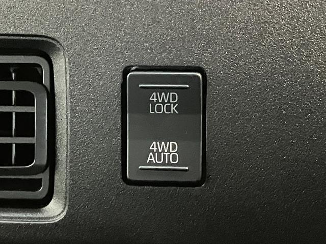ハイゼットカーゴクルーズ　４ＷＤ　デジタルインナーミラー　スマートキー衝突被害軽減ブレーキ　スマアシ　コーナーセンサー　Ｂｌｕｅｔｏｏｔｈ／ＵＳＢチューナー　スマートキー　前席パワーウインドウ　両側スライドドア　デジタルインナーミラー　パートタイム４ＷＤ（滋賀県）の中古車