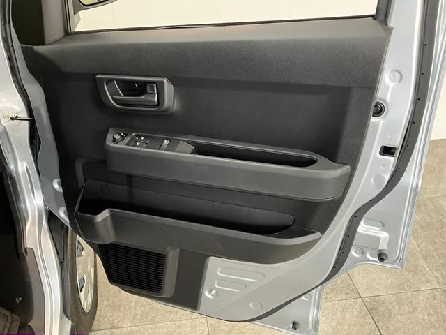 ハイゼットカーゴクルーズ　４ＷＤ　デジタルインナーミラー　スマートキー衝突被害軽減ブレーキ　スマアシ　コーナーセンサー　Ｂｌｕｅｔｏｏｔｈ／ＵＳＢチューナー　スマートキー　前席パワーウインドウ　両側スライドドア　デジタルインナーミラー　パートタイム４ＷＤ（滋賀県）の中古車