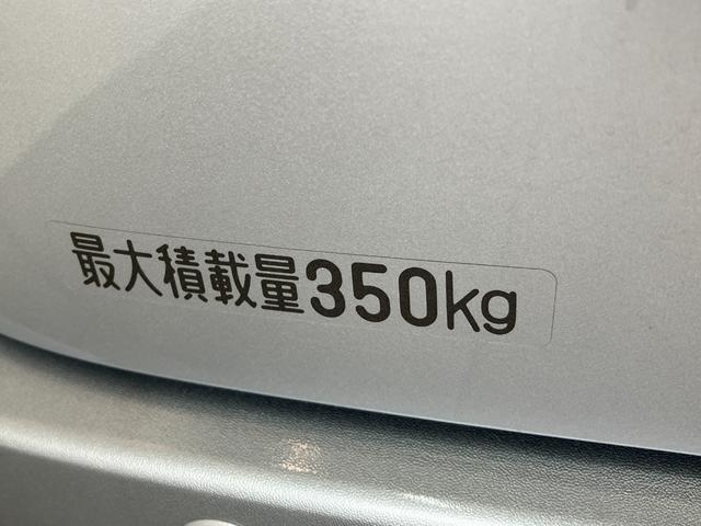 ハイゼットカーゴクルーズ　４ＷＤ　デジタルインナーミラー　スマートキー衝突被害軽減ブレーキ　スマアシ　コーナーセンサー　Ｂｌｕｅｔｏｏｔｈ／ＵＳＢチューナー　スマートキー　前席パワーウインドウ　両側スライドドア　デジタルインナーミラー　パートタイム４ＷＤ（滋賀県）の中古車