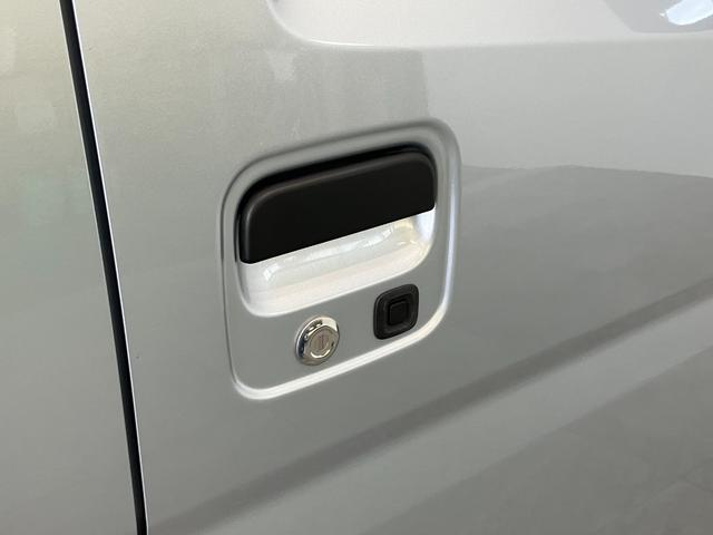 ハイゼットカーゴクルーズ　４ＷＤ　デジタルインナーミラー　スマートキー衝突被害軽減ブレーキ　スマアシ　コーナーセンサー　Ｂｌｕｅｔｏｏｔｈ／ＵＳＢチューナー　スマートキー　前席パワーウインドウ　両側スライドドア　デジタルインナーミラー　パートタイム４ＷＤ（滋賀県）の中古車