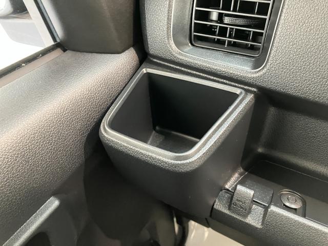 ハイゼットカーゴDX 4WD コーナーセンサー キーレス オートライト衝突被害軽減ブレーキ スマアシ パートタイム4WD コーナーセンサー 前席パワーウインドウ AM/FMステレオ 両側スライドドア オートライト マニュアルレベリング キーレスエントリー(滋賀県)の中古車