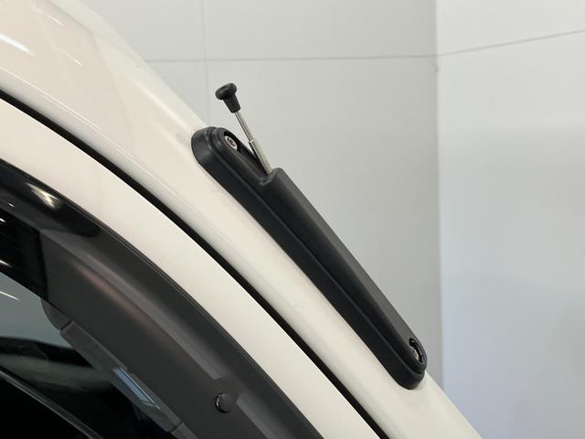 ハイゼットトラックスタンダード　４ＷＤ　９型ディスプレイオーディオ　Ｂカメラ衝突被害軽減ブレーキ　コーナーセンサー　９型ディスプレイオーディオ　Ｂｌｕｅｔｏｏｔｈ　ＵＳＢ　バックカメラ　オートライト　マニュアルレベリング　パートタイム４ＷＤ（滋賀県）の中古車