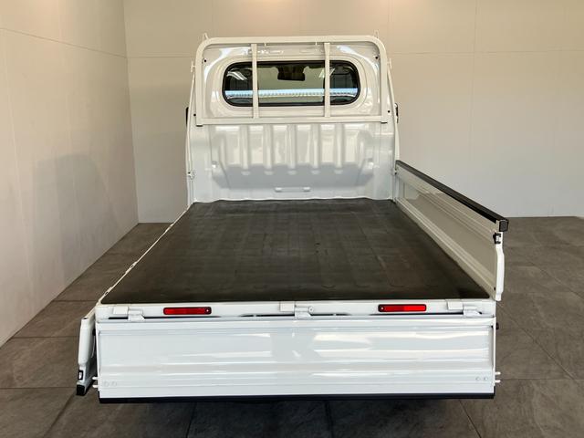 ハイゼットトラックスタンダード　４ＷＤ　９型ディスプレイオーディオ　Ｂカメラ衝突被害軽減ブレーキ　コーナーセンサー　９型ディスプレイオーディオ　Ｂｌｕｅｔｏｏｔｈ　ＵＳＢ　バックカメラ　オートライト　マニュアルレベリング　パートタイム４ＷＤ（滋賀県）の中古車
