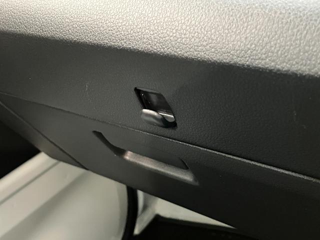 ハイゼットトラックスタンダード　４ＷＤ　９型ディスプレイオーディオ　Ｂカメラ衝突被害軽減ブレーキ　コーナーセンサー　９型ディスプレイオーディオ　Ｂｌｕｅｔｏｏｔｈ　ＵＳＢ　バックカメラ　オートライト　マニュアルレベリング　パートタイム４ＷＤ（滋賀県）の中古車