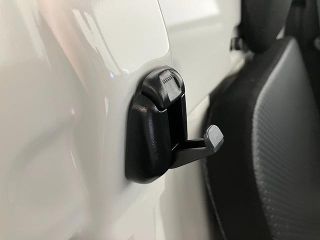 ハイゼットトラックスタンダード　４ＷＤ　９型ディスプレイオーディオ　Ｂカメラ衝突被害軽減ブレーキ　コーナーセンサー　９型ディスプレイオーディオ　Ｂｌｕｅｔｏｏｔｈ　ＵＳＢ　バックカメラ　オートライト　マニュアルレベリング　パートタイム４ＷＤ（滋賀県）の中古車