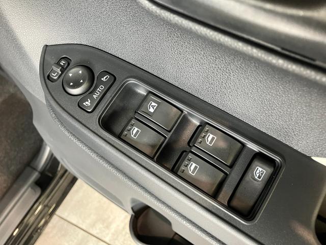 タントXリミテッド 両側電動スライドドア LED 届出済未使用車衝突被害軽減ブレーキ コーナーセンサー バックカメラ(ナビ装着時用) 両側電動スライドドア 前席シートヒーター 電動パーキングブレーキ LED オートライト オートエアコン スマートキー エコアイドル(滋賀県)の中古車
