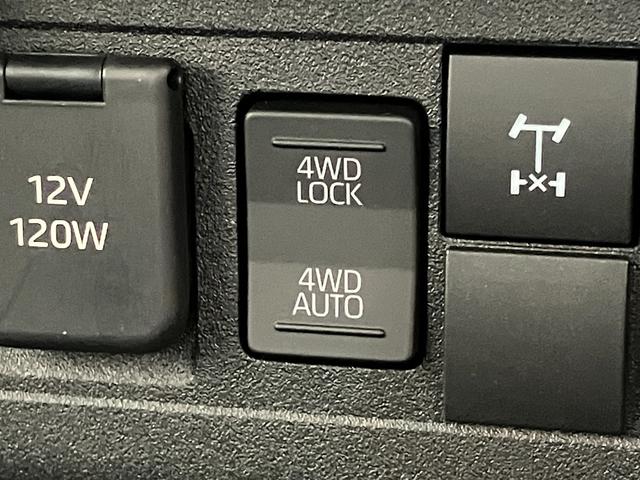 ハイゼットトラックＥＸＴ　４ＷＤ　ＣＶＴ車　デフロック　荷台作業灯衝突被害軽減ブレーキ　コーナーセンサー　パートタイム４ＷＤ　デフロック　Ｂｌｕｅｔｏｏｔｈ／ＵＳＢチューナー　ドラレコ　スマートキー　パワーウインドウ　ＬＥＤ　荷台作業灯　４枚リーフスプリング（滋賀県）の中古車