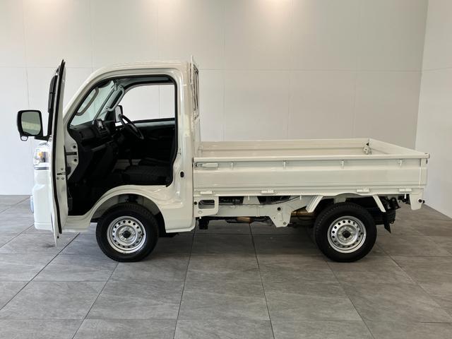 ハイゼットトラックＥＸＴ　４ＷＤ　ＣＶＴ車　デフロック　荷台作業灯衝突被害軽減ブレーキ　コーナーセンサー　パートタイム４ＷＤ　デフロック　Ｂｌｕｅｔｏｏｔｈ／ＵＳＢチューナー　ドラレコ　スマートキー　パワーウインドウ　ＬＥＤ　荷台作業灯　４枚リーフスプリング（滋賀県）の中古車