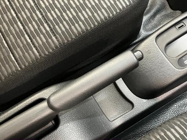 ハイゼットトラックＥＸＴ　４ＷＤ　ＣＶＴ車　デフロック　荷台作業灯衝突被害軽減ブレーキ　コーナーセンサー　パートタイム４ＷＤ　デフロック　Ｂｌｕｅｔｏｏｔｈ／ＵＳＢチューナー　ドラレコ　スマートキー　パワーウインドウ　ＬＥＤ　荷台作業灯　４枚リーフスプリング（滋賀県）の中古車