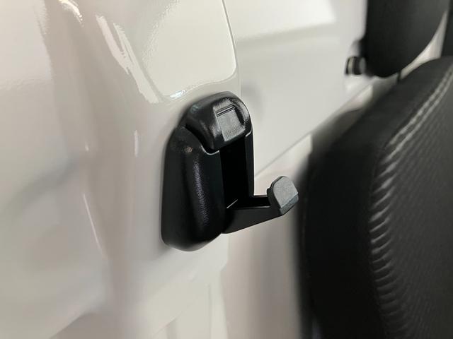 ハイゼットトラックＥＸＴ　４ＷＤ　ＣＶＴ車　デフロック　荷台作業灯衝突被害軽減ブレーキ　コーナーセンサー　パートタイム４ＷＤ　デフロック　Ｂｌｕｅｔｏｏｔｈ／ＵＳＢチューナー　ドラレコ　スマートキー　パワーウインドウ　ＬＥＤ　荷台作業灯　４枚リーフスプリング（滋賀県）の中古車