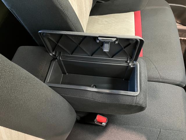 ブーンシルクＧパッケージＳＡ２　４ＷＤ　フルセグナビ　バックカメラ衝突被害軽減ブレーキ　フルセグナビ　ＤＶＤ再生　Ｂｌｕｅｔｏｏｔｈ　ＵＳＢ　バックカメラ　ドラレコ　ＥＴＣ　シートヒーター　ＬＥＤ　オートライト　オートエアコン　電動格納式ミラー　フルタイム４ＷＤ（滋賀県）の中古車
