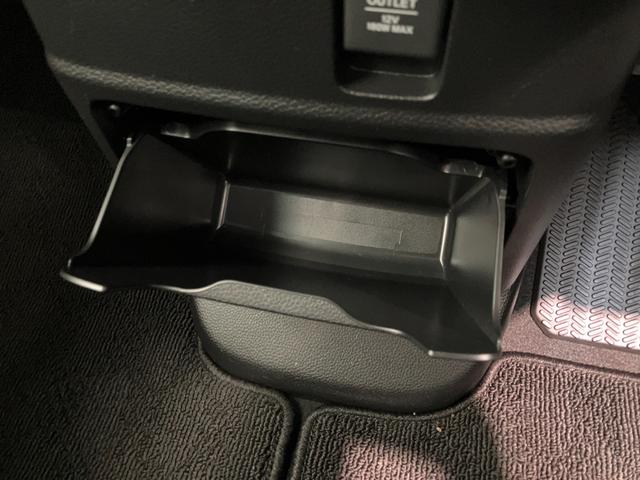 Ｎ−ＢＯＸカスタムＬ　フルセグナビ　バックカメラ　前後ドラレコ　クルコン衝突被害軽減ブレーキ　コーナーセンサー　フルセグナビ　ＤＶＤ再生　Ｂｌｕｅｔｏｏｔｈ　ＵＳＢ　バックカメラ　前後ドラレコ　ＥＴＣ　レーダークルーズコントロール　左側電動スライドドア　シートヒーター（滋賀県）の中古車