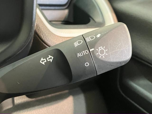 ムーヴＬ　フルセグナビ　バックカメラ　コーナーセンサー　ＬＥＤ衝突被害軽減ブレーキ　コーナーセンサー　フルセグナビ　ＤＶＤ再生　Ｂｌｕｅｔｏｏｔｈ　ＵＳＢ　バックカメラ　両側スライドドア　ＬＥＤ　オートライト　キーレス　マニュアルレベリング　エコアイドル（滋賀県）の中古車