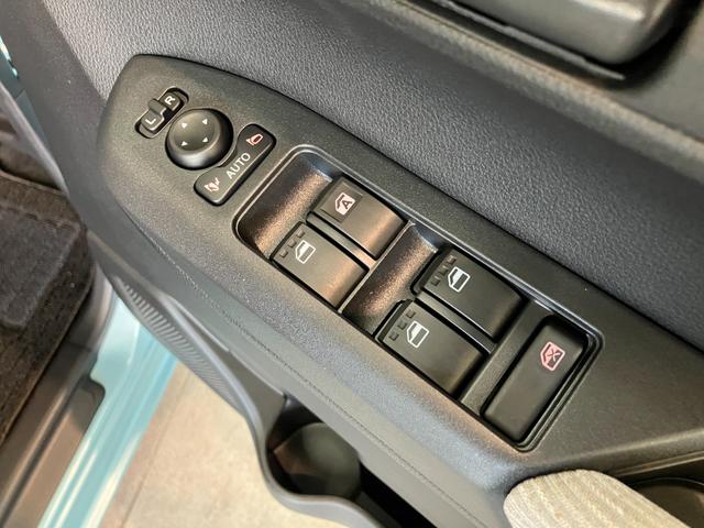 ムーヴＬ　フルセグナビ　バックカメラ　コーナーセンサー　ＬＥＤ衝突被害軽減ブレーキ　コーナーセンサー　フルセグナビ　ＤＶＤ再生　Ｂｌｕｅｔｏｏｔｈ　ＵＳＢ　バックカメラ　両側スライドドア　ＬＥＤ　オートライト　キーレス　マニュアルレベリング　エコアイドル（滋賀県）の中古車