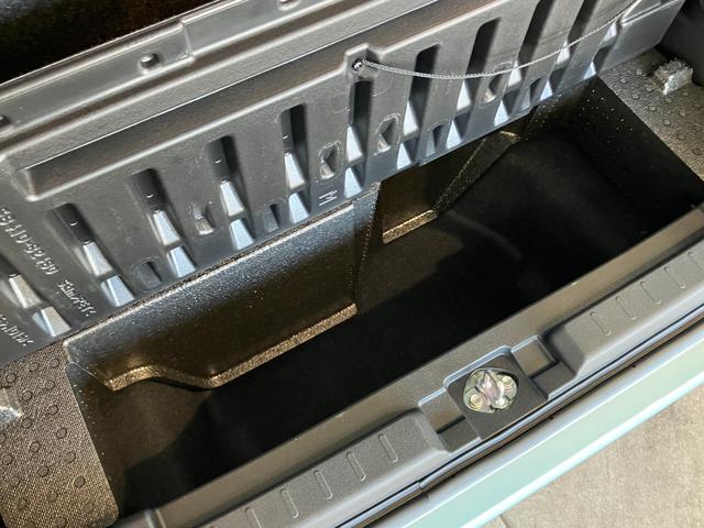 ムーヴＬ　フルセグナビ　バックカメラ　コーナーセンサー　ＬＥＤ衝突被害軽減ブレーキ　コーナーセンサー　フルセグナビ　ＤＶＤ再生　Ｂｌｕｅｔｏｏｔｈ　ＵＳＢ　バックカメラ　両側スライドドア　ＬＥＤ　オートライト　キーレス　マニュアルレベリング　エコアイドル（滋賀県）の中古車