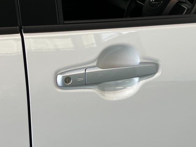 タントＸリミテッド　９型ディスプレイオーディオ　届出済未使用車衝突被害軽減ブレーキ　コーナーセンサー　９型ディスプレイオーディオ　フルセグ　Ｂｌｕｅｔｏｏｔｈ　ＵＳＢ　バックカメラ　両側電動スライドドア　前席シートヒーター　ＬＥＤ　スマートキー　エコアイドル（滋賀県）の中古車