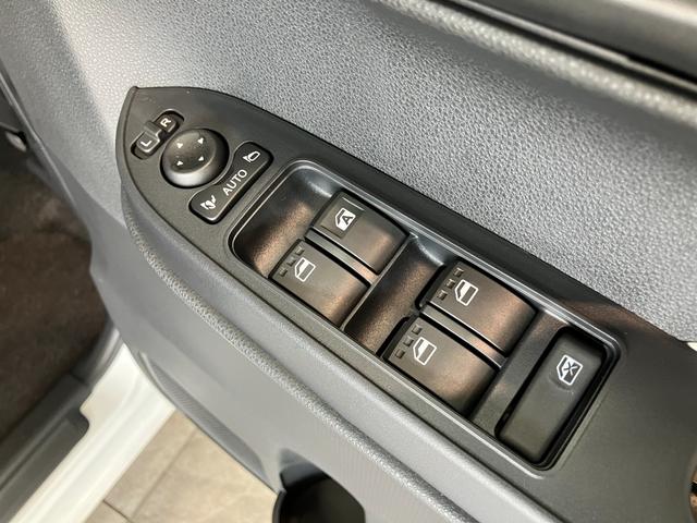 タントＸリミテッド　９型ディスプレイオーディオ　届出済未使用車衝突被害軽減ブレーキ　コーナーセンサー　９型ディスプレイオーディオ　フルセグ　Ｂｌｕｅｔｏｏｔｈ　ＵＳＢ　バックカメラ　両側電動スライドドア　前席シートヒーター　ＬＥＤ　スマートキー　エコアイドル（滋賀県）の中古車