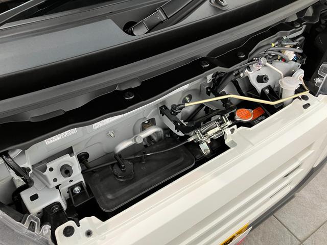 ハイゼットカーゴＤＸ　４ＷＤ　ＣＶＴ車　コーナーセンサー　キーレス　前席ＰＷ衝突被害軽減ブレーキ　スマアシ　パートタイム４ＷＤ　コーナーセンサー　前席パワーウインドウ　ＡＭ／ＦＭステレオ　両側スライドドア　オートライト　マニュアルレベリング　キーレスエントリー（滋賀県）の中古車