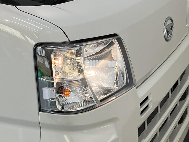 ハイゼットカーゴＤＸ　４ＷＤ　ＣＶＴ車　コーナーセンサー　キーレス　前席ＰＷ衝突被害軽減ブレーキ　スマアシ　パートタイム４ＷＤ　コーナーセンサー　前席パワーウインドウ　ＡＭ／ＦＭステレオ　両側スライドドア　オートライト　マニュアルレベリング　キーレスエントリー（滋賀県）の中古車