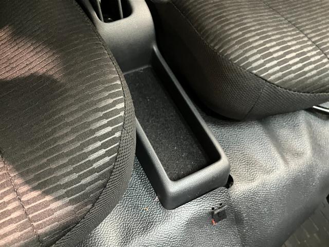 ハイゼットカーゴＤＸ　４ＷＤ　ＣＶＴ車　コーナーセンサー　キーレス　前席ＰＷ衝突被害軽減ブレーキ　スマアシ　パートタイム４ＷＤ　コーナーセンサー　前席パワーウインドウ　ＡＭ／ＦＭステレオ　両側スライドドア　オートライト　マニュアルレベリング　キーレスエントリー（滋賀県）の中古車