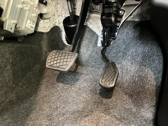 タフトＧダーククロムベンチャー　９Ｄ．Ａ　クルコン　届出済未使用車衝突被害軽減ブレーキ　コーナーセンサー　９型ディスプレイオーディオ　フルセグ　Ｂｌｕｅｔｏｏｔｈ　ＵＳＢ　バックカメラ　前席シートヒーター　ＬＥＤ　オートライト　レーダークルーズコントロール（滋賀県）の中古車