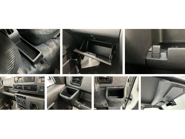ハイゼットカーゴＤＸ　４ＷＤ　コーナーセンサー　ＡＭ／ＦＭラジオ　キーレス衝突被害軽減ブレーキ　スマアシ　パートタイム４ＷＤ　コーナーセンサー　前席パワーウインドウ　ＡＭ／ＦＭステレオ　両側スライドドア　オートライト　マニュアルレベリング　キーレスエントリー（滋賀県）の中古車