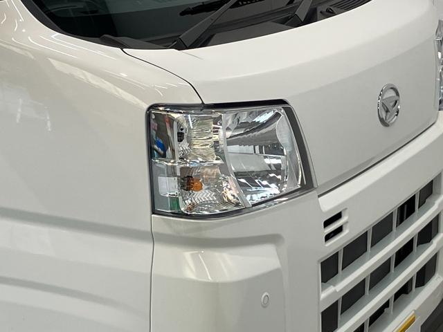 ハイゼットカーゴＤＸ　４ＷＤ　コーナーセンサー　ＡＭ／ＦＭラジオ　キーレス衝突被害軽減ブレーキ　スマアシ　パートタイム４ＷＤ　コーナーセンサー　前席パワーウインドウ　ＡＭ／ＦＭステレオ　両側スライドドア　オートライト　マニュアルレベリング　キーレスエントリー（滋賀県）の中古車