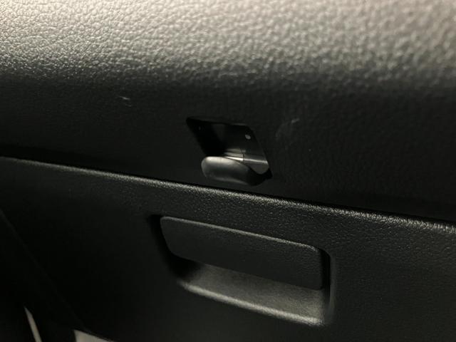 ハイゼットカーゴＤＸ　４ＷＤ　コーナーセンサー　ＡＭ／ＦＭラジオ　キーレス衝突被害軽減ブレーキ　スマアシ　パートタイム４ＷＤ　コーナーセンサー　前席パワーウインドウ　ＡＭ／ＦＭステレオ　両側スライドドア　オートライト　マニュアルレベリング　キーレスエントリー（滋賀県）の中古車