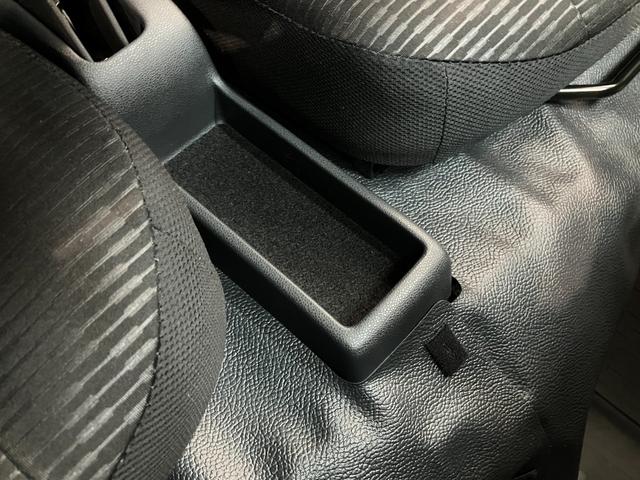 ハイゼットカーゴＤＸ　４ＷＤ　コーナーセンサー　ＡＭ／ＦＭラジオ　キーレス衝突被害軽減ブレーキ　スマアシ　パートタイム４ＷＤ　コーナーセンサー　前席パワーウインドウ　ＡＭ／ＦＭステレオ　両側スライドドア　オートライト　マニュアルレベリング　キーレスエントリー（滋賀県）の中古車