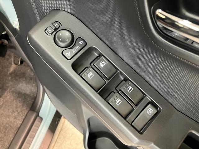 タフトGダーククロムベンチャー レーダークルコン 届出済未使用車衝突被害軽減ブレーキ コーナーセンサー バックカメラ(ナビ装着時用) 前席シートヒーター 電動パーキング スカイフィールトップ LED オートライト オートエアコン スマートキー エコアイドル(滋賀県)の中古車