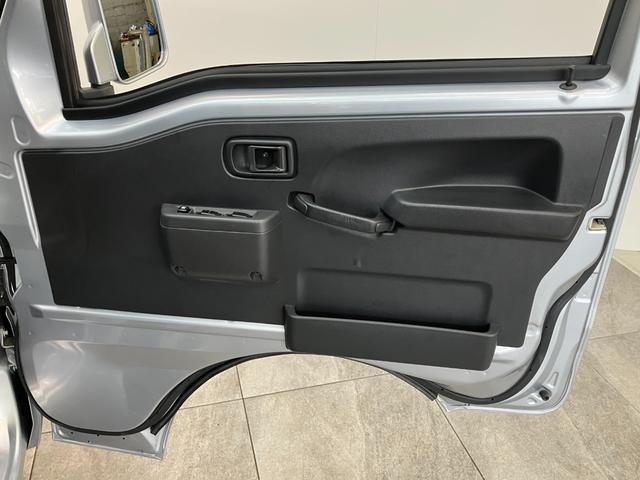 ハイゼットトラックジャンボ　４ＷＤ　ＣＤステレオ　ＥＴＣ　キーレスエントリーＣＤステレオ　ＥＴＣ　マニュアルエアコン　パワーウインドウ　マニュアルレベリング　荷台作業灯　４枚リーフスプリング　キーレスエントリー　パートタイム４ＷＤ　タイヤ４本新品交換済み（滋賀県）の中古車