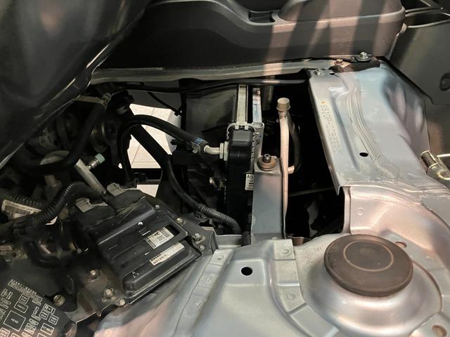 ハイゼットトラックジャンボ　４ＷＤ　ＣＤステレオ　ＥＴＣ　キーレスエントリーＣＤステレオ　ＥＴＣ　マニュアルエアコン　パワーウインドウ　マニュアルレベリング　荷台作業灯　４枚リーフスプリング　キーレスエントリー　パートタイム４ＷＤ　タイヤ４本新品交換済み（滋賀県）の中古車