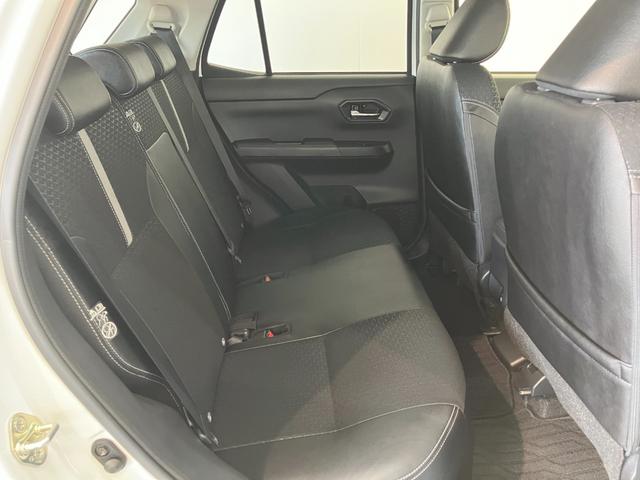 ロッキープレミアムＧ　ＨＥＶ　９型ナビ　パノラマカメラ　前後ドラレコ衝突被害軽減ブレーキ　コーナーセンサー　９型フルセグナビ　Ｂｌｕｅｔｏｏｔｈ　ＤＶＤ　ＵＳＢ　パノラマカメラ　ドラレコ　ＥＴＣ　前席シートヒーター　電動パーキング　ＬＥＤ　レーダークルーズコントロール（滋賀県）の中古車