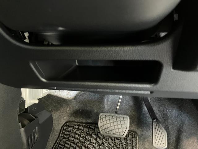 ムーヴG 9型ディスプレイオーディオ フルセグ バックカメラ衝突被害軽減ブレーキ コーナーセンサー 9型ディスプレイオーディオ フルセグ Bluetooth USB バックカメラ 左側電動スライドドア LED ワイヤレス充電器 スマートキー エコアイドル(滋賀県)の中古車