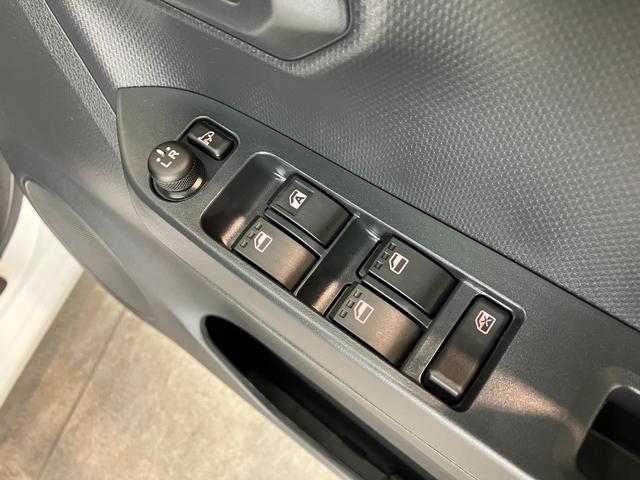 ミライースＸ　ＳＡ３　ＬＥＤ　電格ミラー　コーナーセンサー　キーレス衝突被害軽減ブレーキ　スマアシ３　コーナーセンサー　バックカメラ（ナビ装着時用）　ＬＥＤヘッドライト　電動格納式ミラー　マニュアルレベリング　キーレスエントリー　オートライト　エコアイドル（滋賀県）の中古車