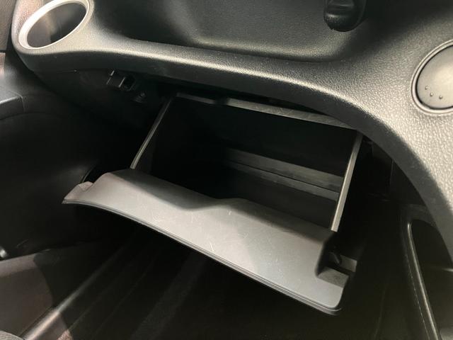 シエンタG 車いす仕様車スロープタイプ3 助手席セカンドシート付トヨタセーフティセンス フルセグナビ DVD再生 Bluetooth バックカメラ 前後ドラレコ ETC TVコントロール ハンドルヒーター シートヒーター オートライト スマートキー エコアイドル(滋賀県)の中古車