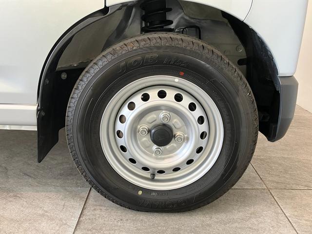 ハイゼットカーゴＤＸ　４ＷＤ　ＣＶＴ車　コーナーセンサー　キーレス　前席ＰＷ衝突被害軽減ブレーキ　スマアシ　コーナーセンサー　キーレス　前席パワーウインドウ　ＡＭ／ＦＭステレオ　両側スライドドア　キーレスエントリー　マニュアルレベリング　パートタイム４ＷＤ（滋賀県）の中古車