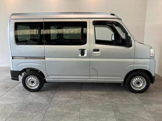 ハイゼットカーゴＤＸ　４ＷＤ　ＣＶＴ車　コーナーセンサー　キーレス　前席ＰＷ衝突被害軽減ブレーキ　スマアシ　コーナーセンサー　キーレス　前席パワーウインドウ　ＡＭ／ＦＭステレオ　両側スライドドア　キーレスエントリー　マニュアルレベリング　パートタイム４ＷＤ（滋賀県）の中古車
