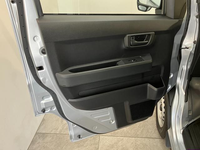 ハイゼットカーゴＤＸ　４ＷＤ　ＣＶＴ車　コーナーセンサー　キーレス　前席ＰＷ衝突被害軽減ブレーキ　スマアシ　コーナーセンサー　キーレス　前席パワーウインドウ　ＡＭ／ＦＭステレオ　両側スライドドア　キーレスエントリー　マニュアルレベリング　パートタイム４ＷＤ（滋賀県）の中古車
