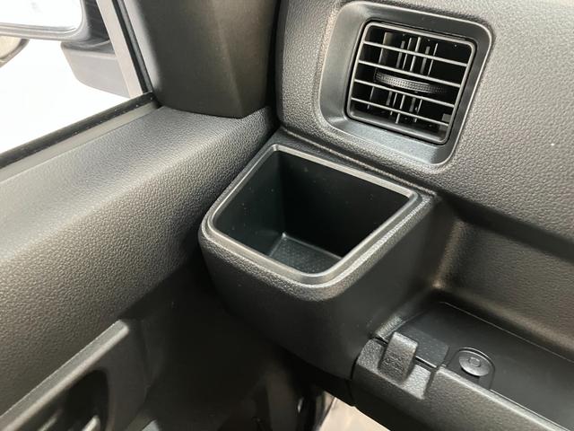ハイゼットカーゴＤＸ　４ＷＤ　ＣＶＴ車　コーナーセンサー　キーレス　前席ＰＷ衝突被害軽減ブレーキ　スマアシ　コーナーセンサー　キーレス　前席パワーウインドウ　ＡＭ／ＦＭステレオ　両側スライドドア　キーレスエントリー　マニュアルレベリング　パートタイム４ＷＤ（滋賀県）の中古車