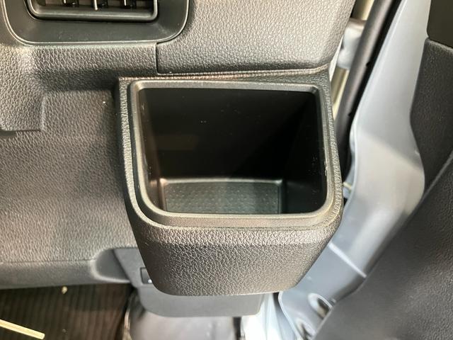 ハイゼットカーゴＤＸ　４ＷＤ　ＣＶＴ車　コーナーセンサー　キーレス　前席ＰＷ衝突被害軽減ブレーキ　スマアシ　コーナーセンサー　キーレス　前席パワーウインドウ　ＡＭ／ＦＭステレオ　両側スライドドア　キーレスエントリー　マニュアルレベリング　パートタイム４ＷＤ（滋賀県）の中古車