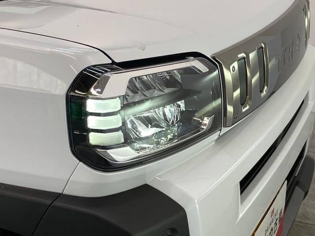 タフトＧダーククロムベンチャー　クルコン　ＬＥＤ　届出済未使用車衝突被害軽減ブレーキ　コーナーセンサー　バックカメラ（ナビ装着時用）　前席シートヒーター　電動パーキング　スカイフィールトップ　ＬＥＤ　オートエアコン　レーダークルーズコントロール　スマートキー（滋賀県）の中古車