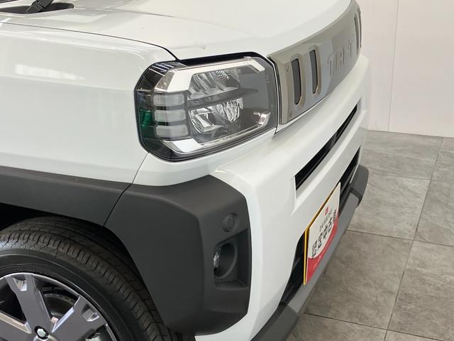 タフトＧダーククロムベンチャー　クルコン　ＬＥＤ　届出済未使用車衝突被害軽減ブレーキ　コーナーセンサー　バックカメラ（ナビ装着時用）　前席シートヒーター　電動パーキング　スカイフィールトップ　ＬＥＤ　オートエアコン　レーダークルーズコントロール　スマートキー（滋賀県）の中古車