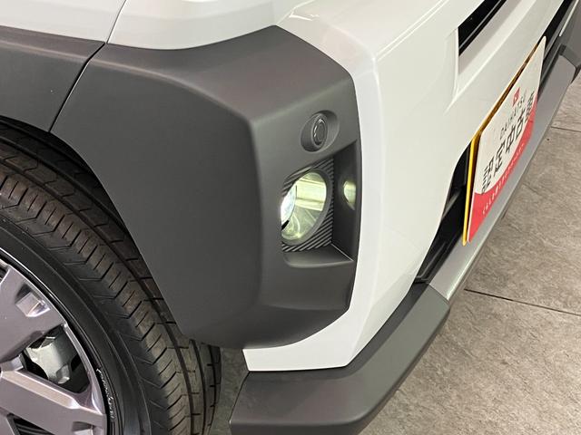 タフトＧダーククロムベンチャー　クルコン　ＬＥＤ　届出済未使用車衝突被害軽減ブレーキ　コーナーセンサー　バックカメラ（ナビ装着時用）　前席シートヒーター　電動パーキング　スカイフィールトップ　ＬＥＤ　オートエアコン　レーダークルーズコントロール　スマートキー（滋賀県）の中古車