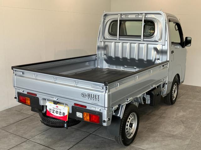 ハイゼットトラックスタンダード　４ＷＤ　５ＭＴ　コーナーセンサー　オートライト衝突被害軽減ブレーキ　コーナーセンサー　パートタイム４ＷＤ　ＡＭ／ＦＭラジオ　マニュアルエアコン　マニュアルレベリング　オートライト（滋賀県）の中古車