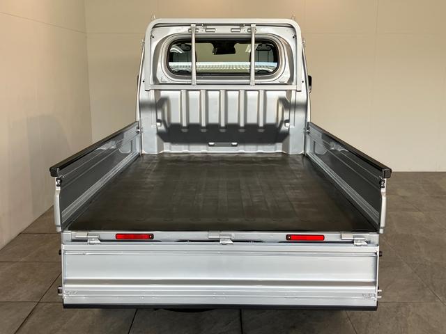 ハイゼットトラックスタンダード　４ＷＤ　５ＭＴ　コーナーセンサー　オートライト衝突被害軽減ブレーキ　コーナーセンサー　パートタイム４ＷＤ　ＡＭ／ＦＭラジオ　マニュアルエアコン　マニュアルレベリング　オートライト（滋賀県）の中古車