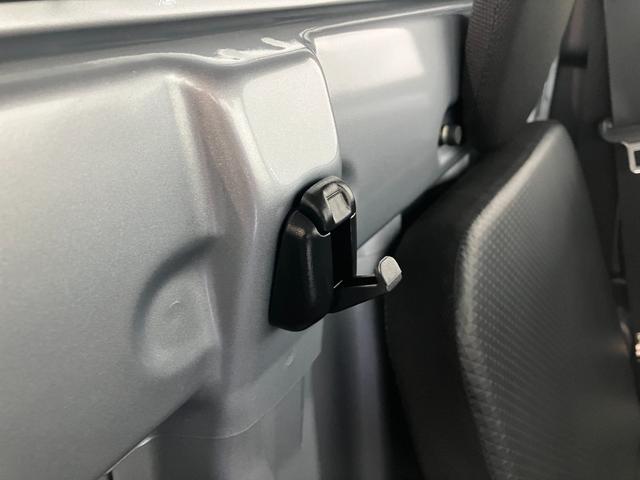 ハイゼットトラックスタンダード　４ＷＤ　５ＭＴ　コーナーセンサー　オートライト衝突被害軽減ブレーキ　コーナーセンサー　パートタイム４ＷＤ　ＡＭ／ＦＭラジオ　マニュアルエアコン　マニュアルレベリング　オートライト（滋賀県）の中古車